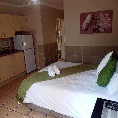 Accommodation@Park1285 Pretoria-Noord Extérieur photo
