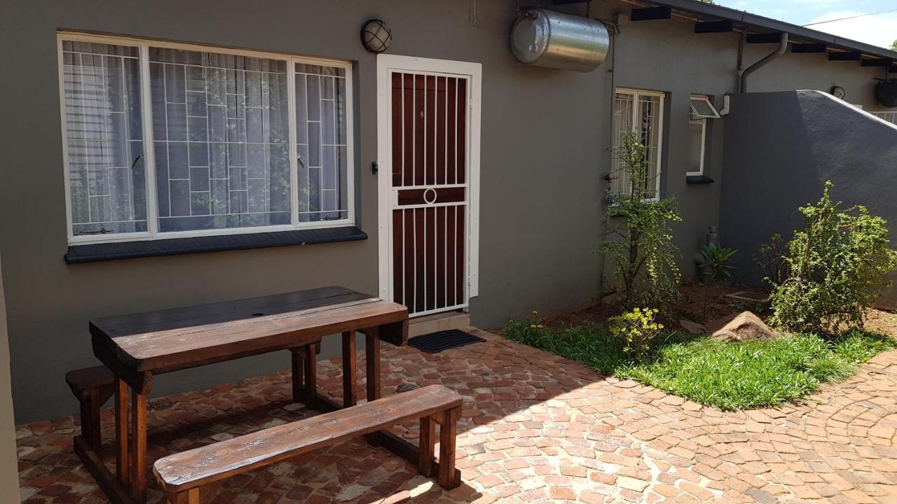 Accommodation@Park1285 Pretoria-Noord Extérieur photo