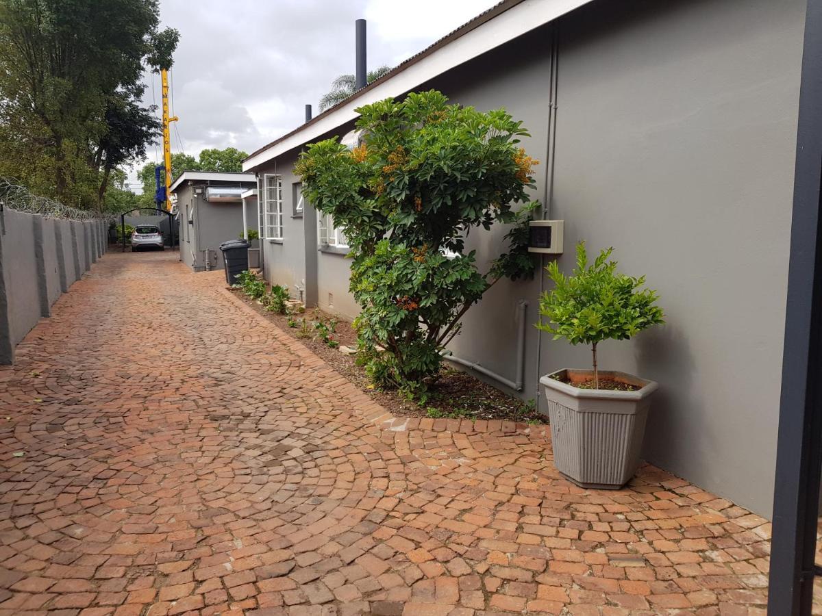 Accommodation@Park1285 Pretoria-Noord Extérieur photo